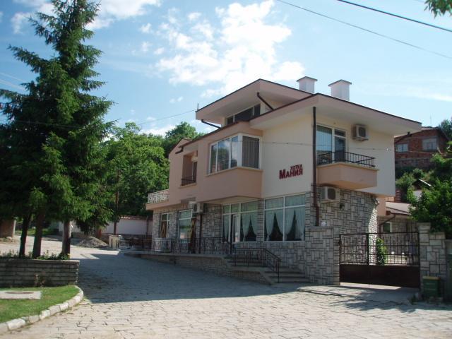 Mania Guest House คาโลเฟอร์ ภายนอก รูปภาพ